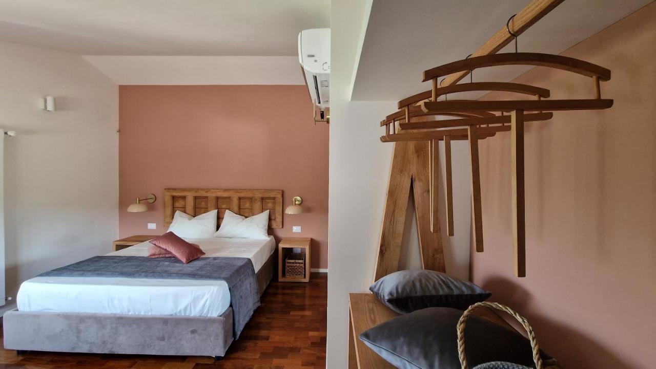 Petrasicula Apartment อาชิเตรซซา ภายนอก รูปภาพ