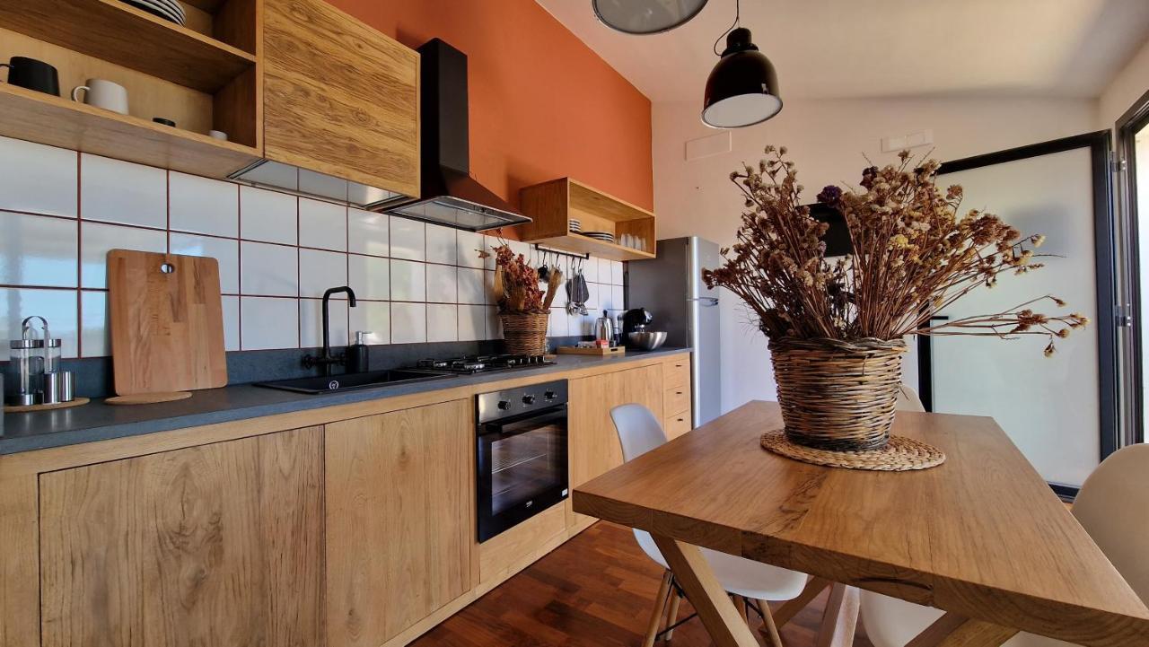 Petrasicula Apartment อาชิเตรซซา ภายนอก รูปภาพ